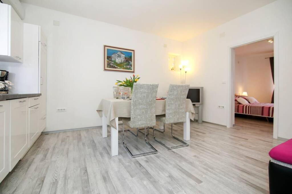 Apartman Buki **** Spalato Esterno foto